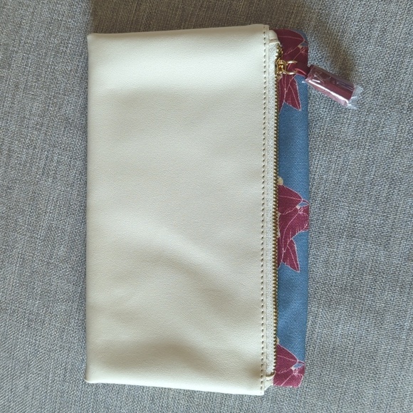 Rachel Pally Leather Trimmed Fold-over Clutch Cream Floral Pattern NWOT - Picture 5 of 14